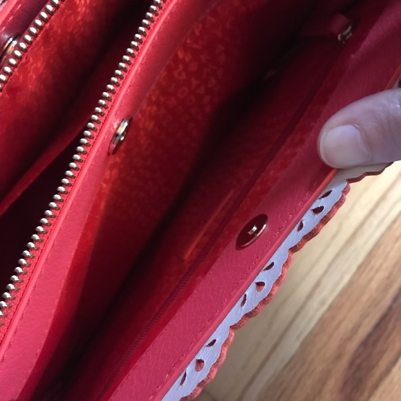 Like new Kate spade purse - Picture 4 of 6